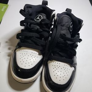 EUC Kids Jordan 1